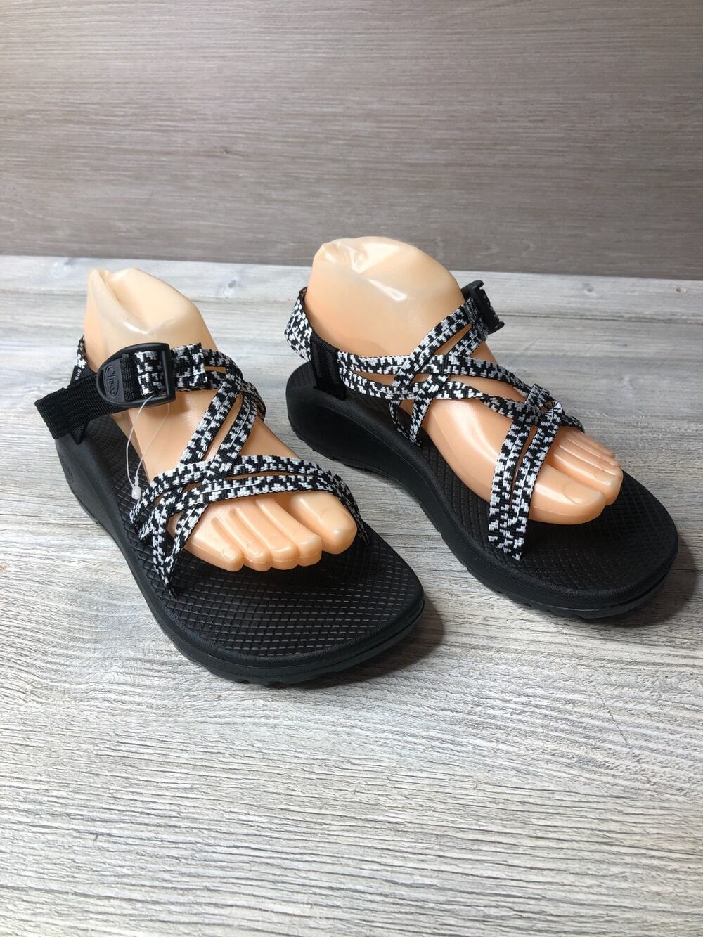 Chaco ZX/1 Cloud Size US 9 Women's Strappy Sandals Pixel B&W JCH109738Z